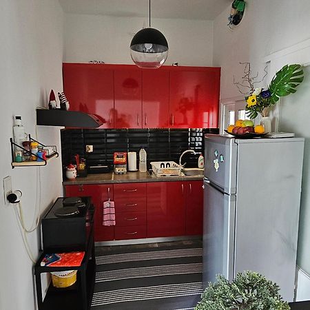 Seaty Apartment Corinto Exterior foto