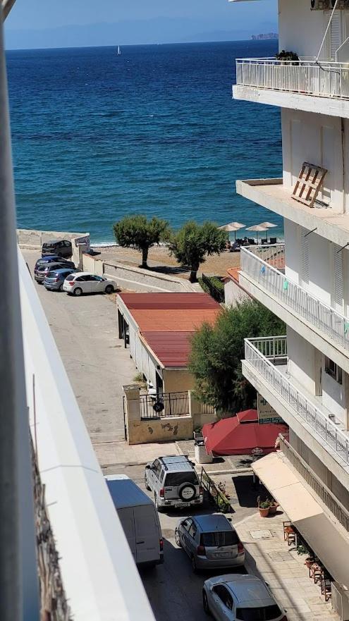 Seaty Apartment Corinto Exterior foto